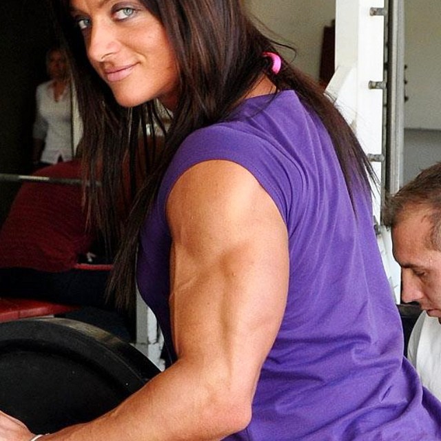 osetti:  Photo from InstagramMs. Katka Kyptova sexy big guns!!! Look at @katkakyptova