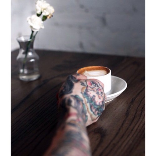 tattoome:Follow official IG @ tradtattoosinstagram.com/tradtattoos/☕️#tattoos #inked Tag a pe