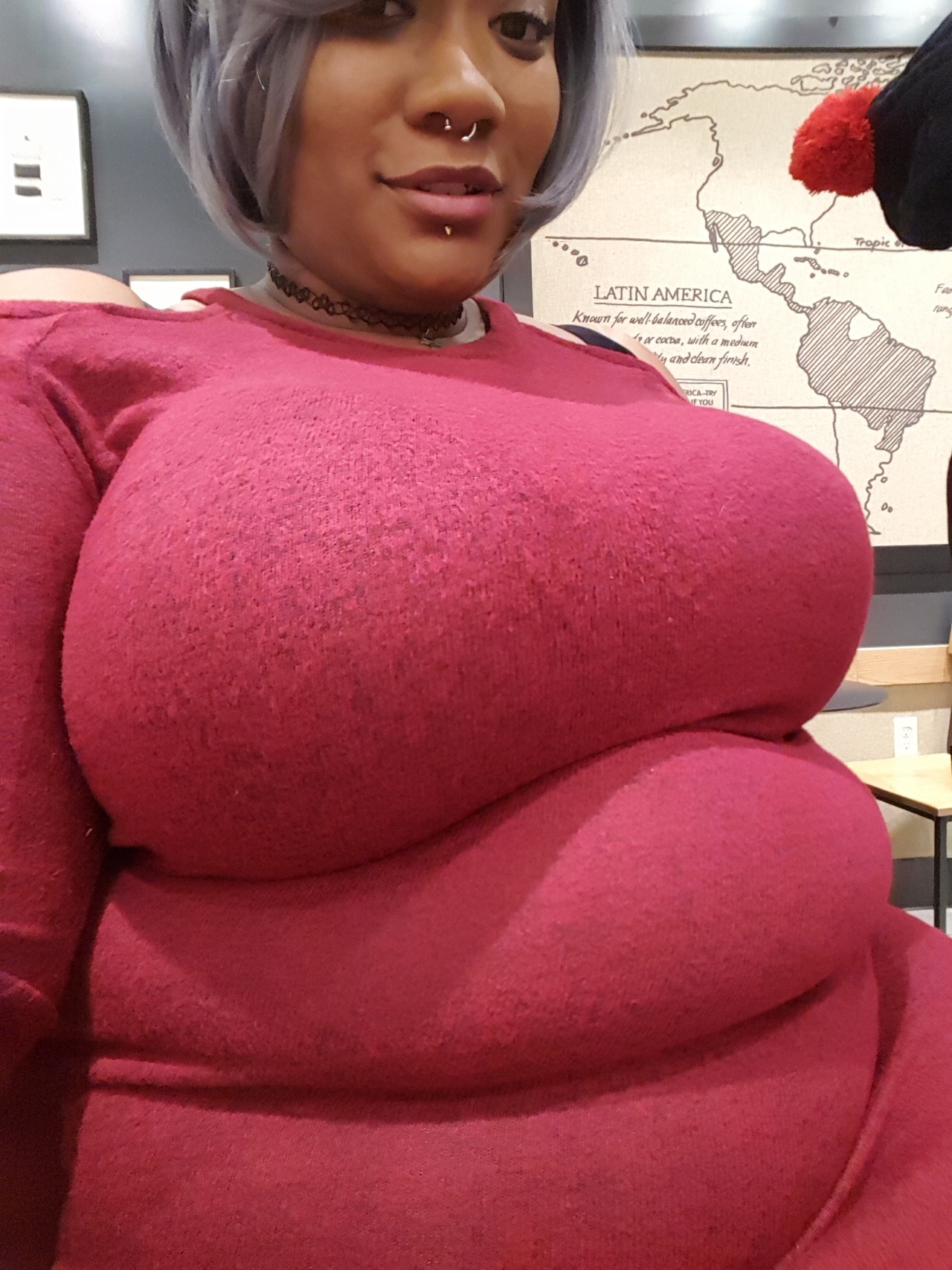 auribunnybbw: bbwsdatingsite:   auribunnybbw: Full of pizza, now sweets from starbucks.