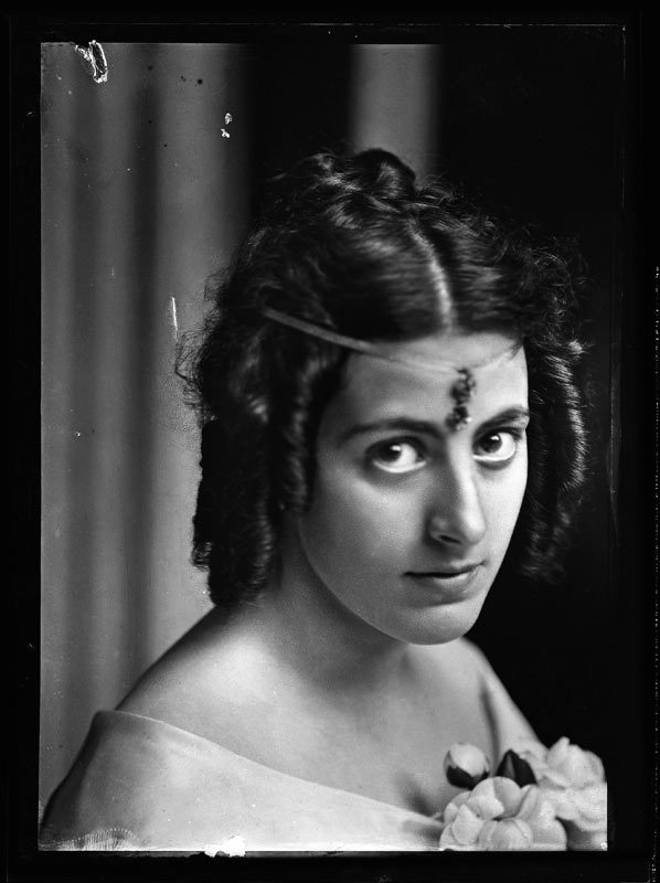 vensuberg:  Ferdinand Schumtzer—best known as the portraitist of Freud—probably