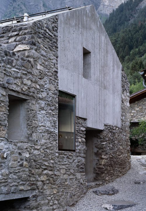 sheslostctrl:Roduit House Transformation, Chamoson, Switzerland by Savioz Fabrizzi Architectes.  Photo: Thomas Jantscher