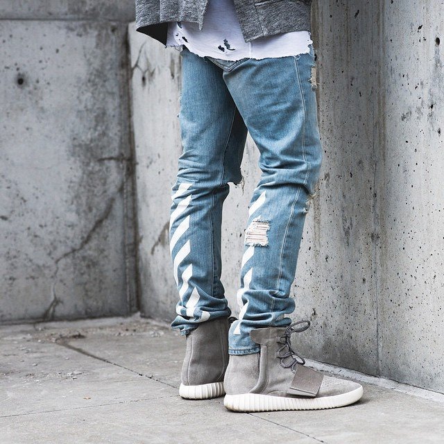 seethestarsablaze:  maserati-holly:  Maserati-Holly X Supreme+Ones   i feel like