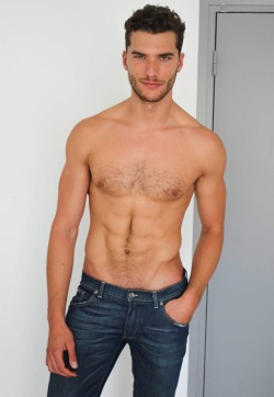 malemodelpolaroids:  Aurelien Muller 