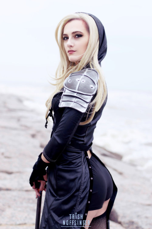 cosplayfanatics:  Untitled by trishnoff 