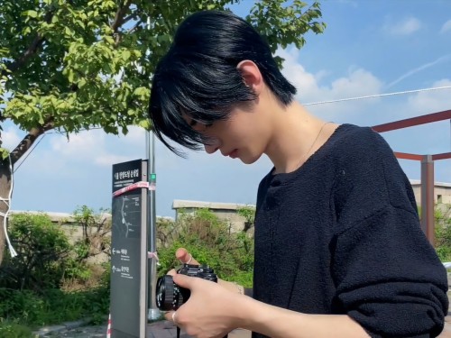 Sunghoon Holding A Camera Will Always Be My Roman Empire, Just In Case You Can't Tell Already.