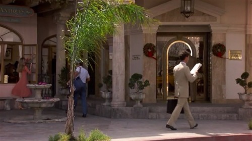 Happy New Year (1987) - Charles Durning as Charlie [photoset #2 of 5]