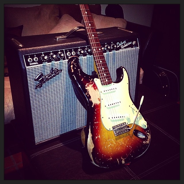 petezoom:  Great duo 🔊🎸🎶 #fender #fendercustomshop #fenderdeluxereverb #fendersofinstagram