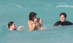 darkoctopussy:  Leonardo Dicaprio and Jonah Hill giving each other a high-five after swimming with a topless woman in Miami   The real Wolf of Wall Street