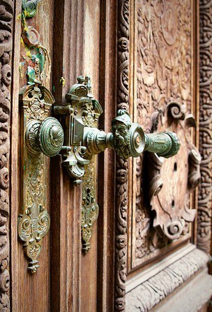 steampunktendencies:    Peles Castle interior, built between 1873 and 1914, Its inauguration was held in 1883.   