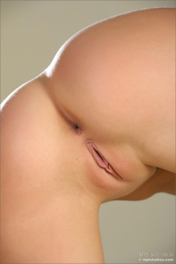 ero-korean:  See more at http://sexykoreanmodels.com 