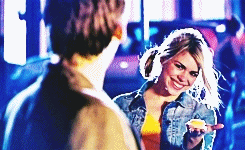 blueboxtraveller:Cute Ten and Rose momentsto anon