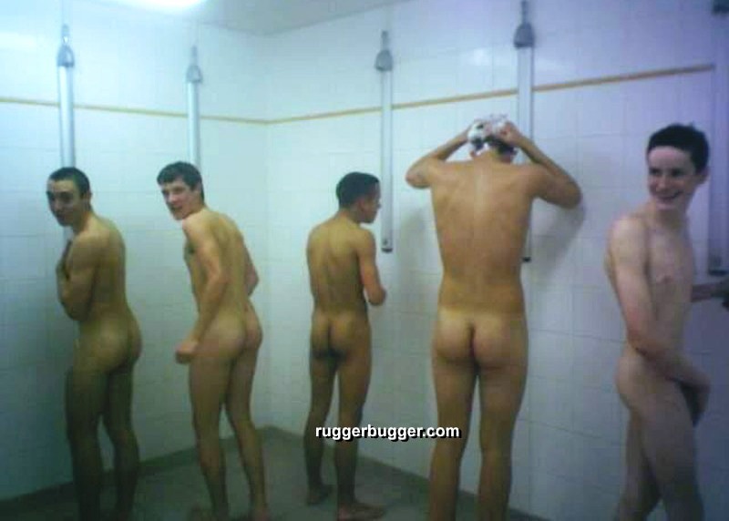 lockerroomguys:  Part 3 of 3Last lot of hot pictures sent through! Enjoy the wet