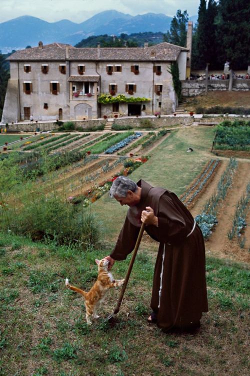 globalchristendom: A monk in Italy. (Photographer: Steve McCurry)