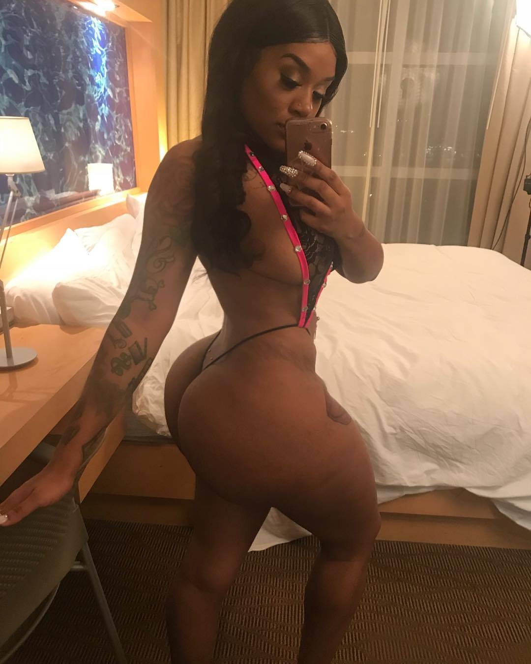 wobblies-and-puzzles:  thotpage2k:💦😩😳🔥   wIGGLY wOBBLIES &amp; pRIVATE
