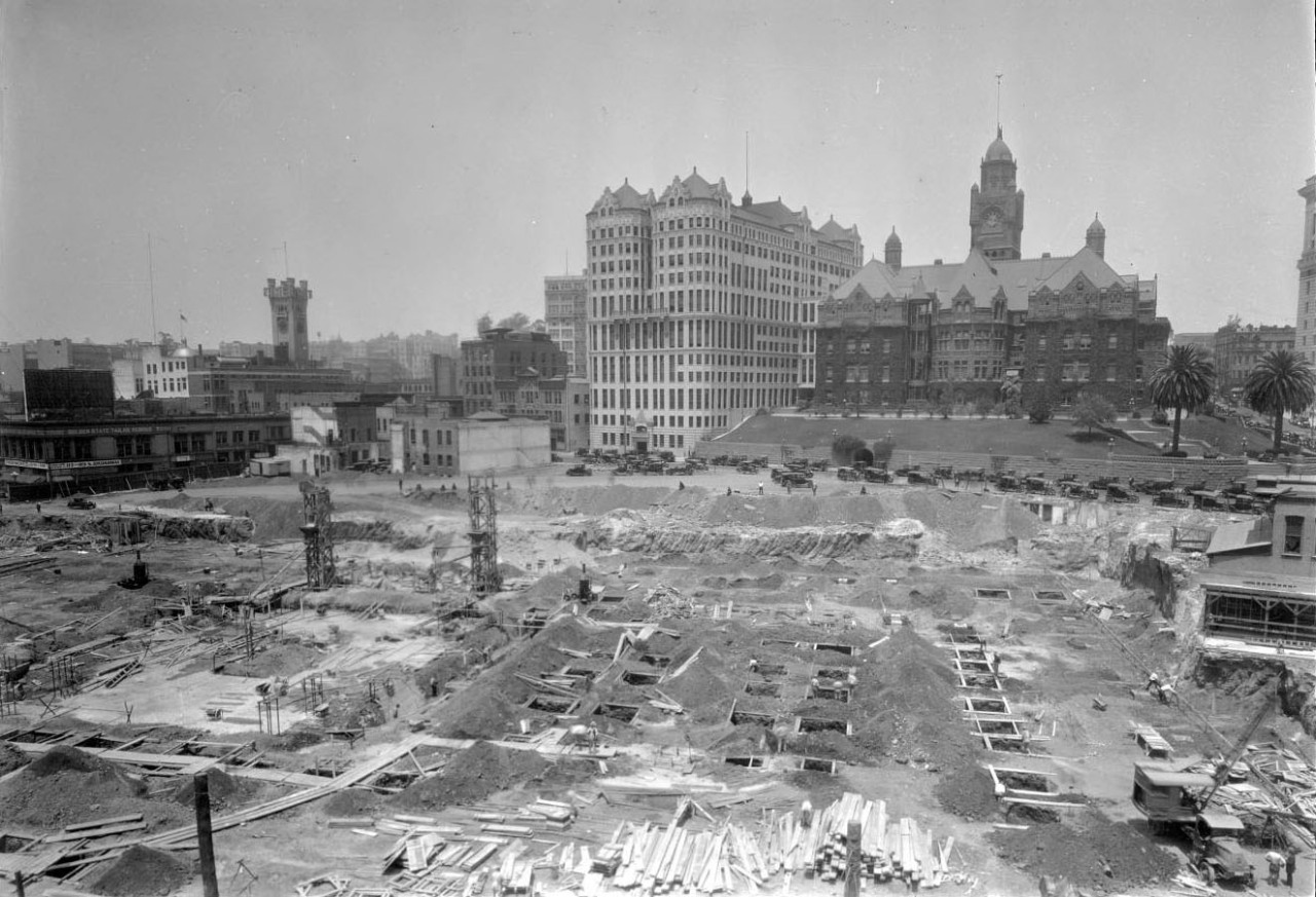 USC Libraries — Los Angeles City Hall construction site, 1926....