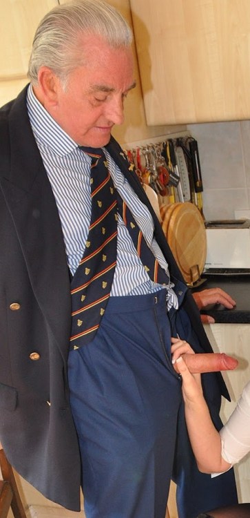 silverbadbear: Nice grandpa