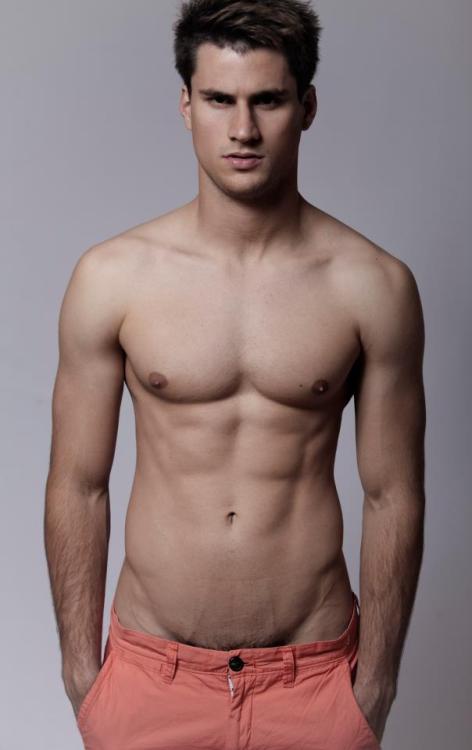 red-meat:   Santi Jacobo III by Adolfo Lopez  