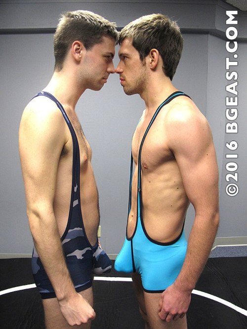 thesidekink:  bulge to bulge