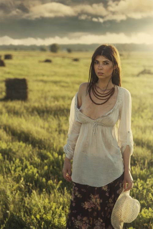 nalgasylibros:  En fotos: Especial de mujeres en el campo.Parece increíble que mucha gente olvide el valor del campo y se enfoque solamente en las capacidades de intercambio comercial de las ciudades. En el campo se produce algo más importante que el