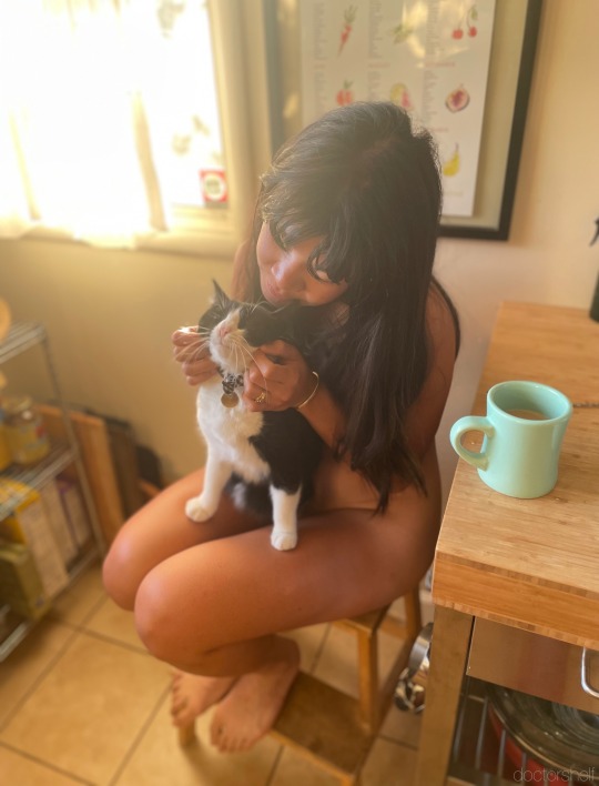 doctorshelf:a couple pets in the morning  |  bunny