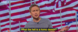 wandamaxlmoffs:  So I was watching Russell Howard’s Good News this week, and… 