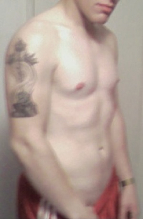 militarymencollection:  via http://militarymenglory.tumblr.com/
