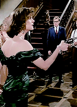 "I Enjoy Getting Presents From Strange Men." Horror Character Appreciation - Lesley Ann Warren As Miss