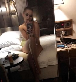 Onlynudecelebs:rita Ora Posing Nude And Leaked Selfie Photos
