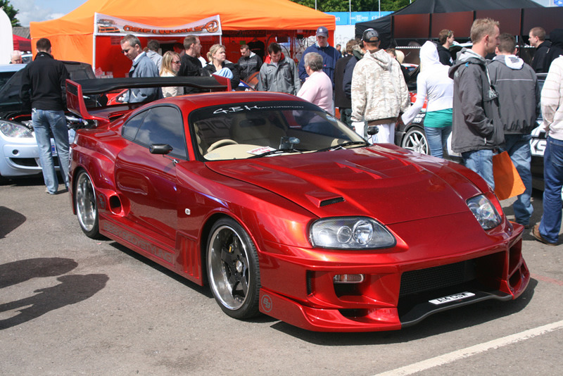 streetstance:  street stance  –socialq