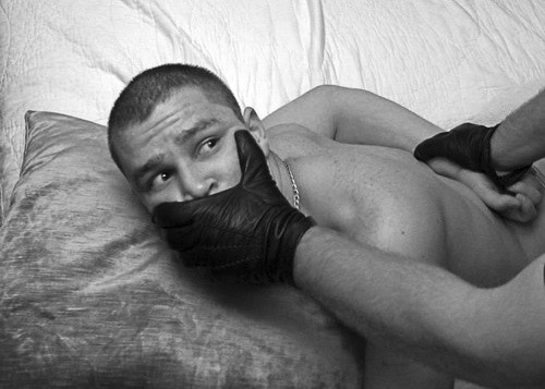 oregonleatherboy:  BOYS BEWARE!!!  There adult photos