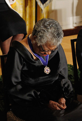 gradientlair:  Maya Angelou (April 4, 1928-May 28, 2014). Dancer. Singer. Poet. Author.