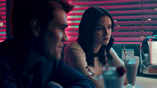 shelly-johnson:Camila Mendes in Riverdale Season 4 Bloopers