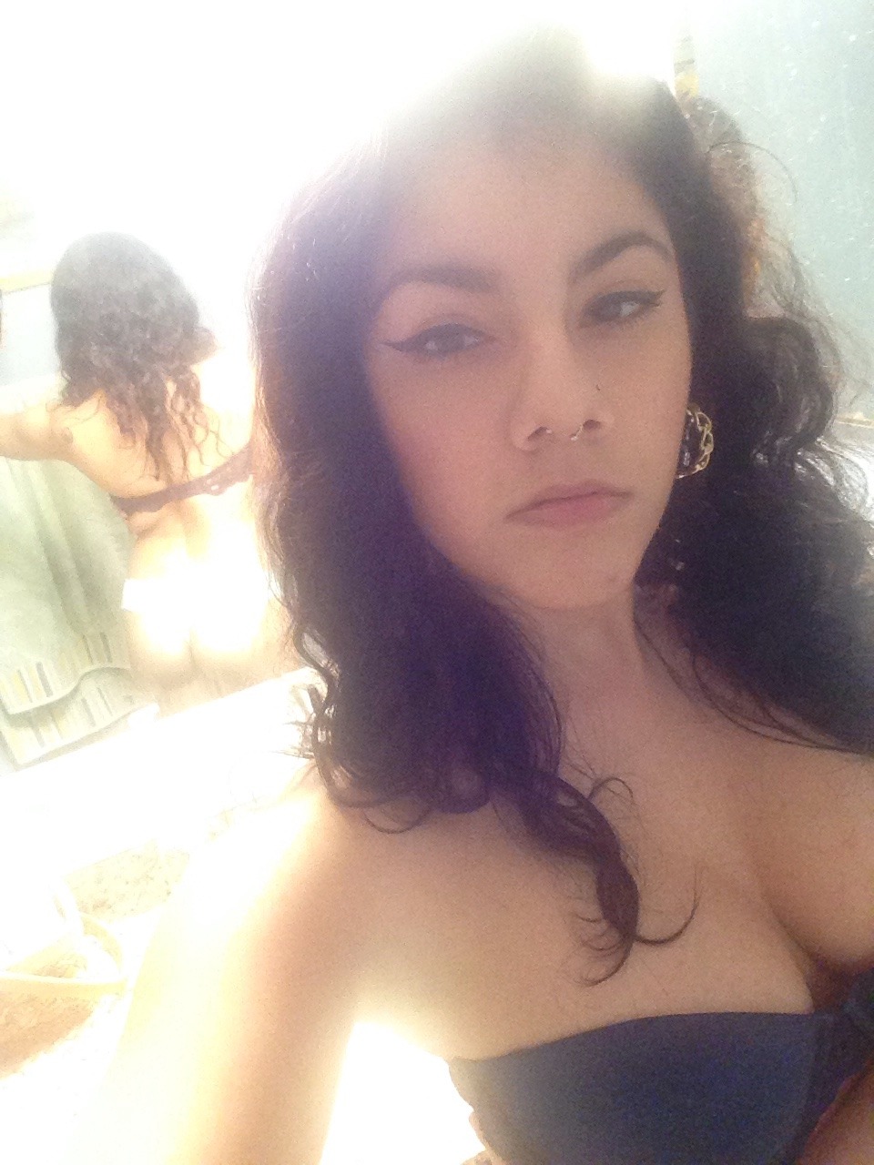 gypseyprincess:  💎 Classy selfies 💎