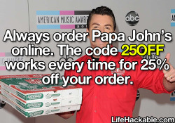 lifehackable:  More Pizza Hacks Here 