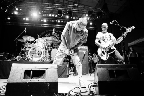 Punkrockbowling Asbury Park NJ Descendents  Flag Agnostic Front ©shaunreganphoto