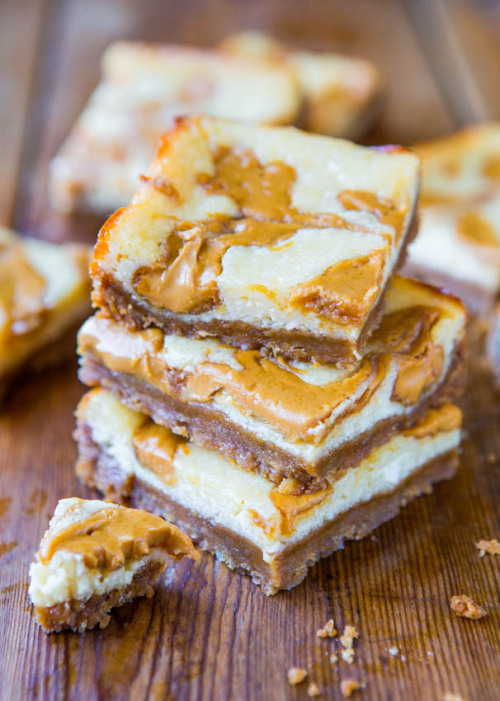 sweetoothgirl:Peanut Butter-Swirled Cheesecake Bars with Brown Sugar-Graham Cracker Crust