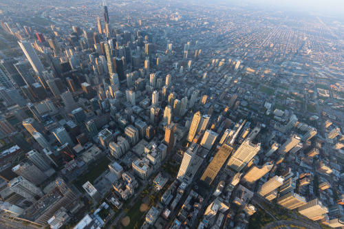 annascordato:  travelingcolors:  Chicago | Illinois (by Iwan Baan)  homesick as fuck always