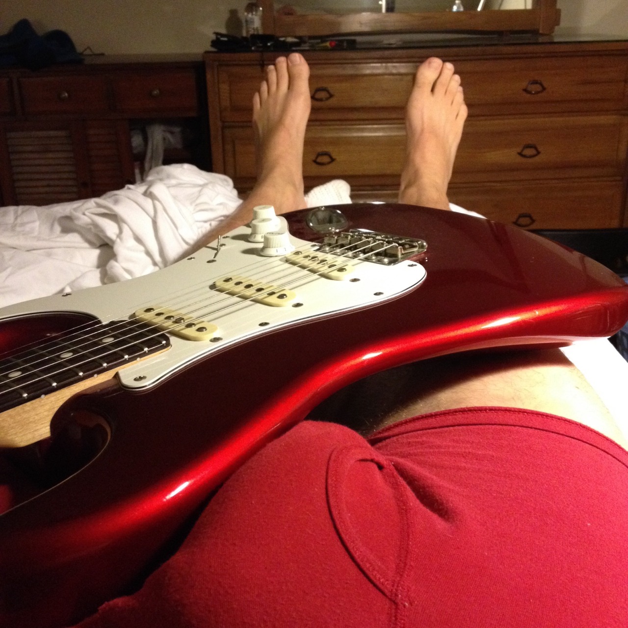 yesispank:callalily-rose:yesispank:My hump day offering. In a red mood and looking