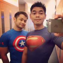 chinesemale:  SUPERBOYS! 💪💪💪 #superman #captainamerica #flashbackfriday #underarmour #alterego #uaalterego by chuckielu http://ift.tt/1qcKKeR