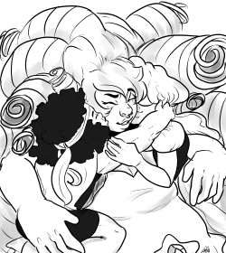 Little Moms Kiss Hte Big Mom