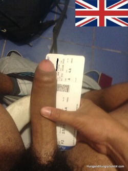 hungandhungry:  UK - nice big uncut cock