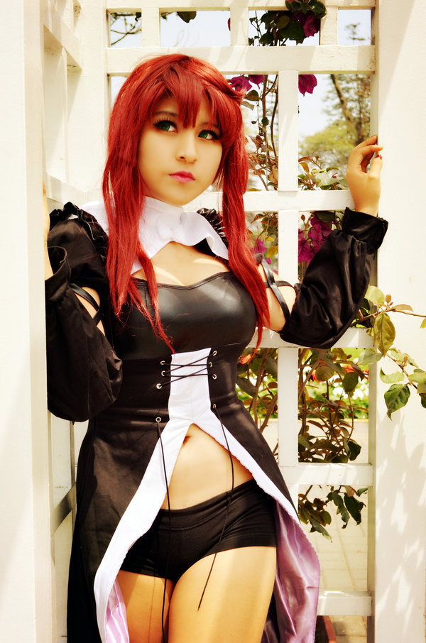 hotcosplaychicks:  Mafuyu Ameni (2) by dashcosplay Follow us on Twitter - @hotcosplaychick