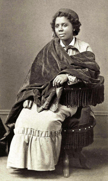 celebratingamazingwomen: Edmonia Lewis (1844-1907) was a sculptor working mostly in the Neoclassical