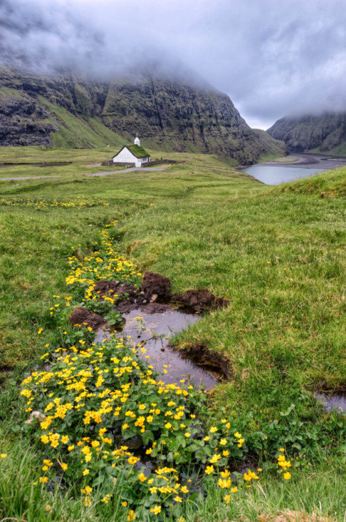 breathtakingdestinations: Saksun Church -  Faroe Islands (by Bo Nielsen) 