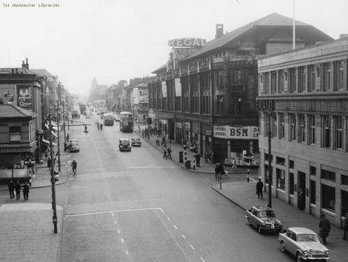 Oxford Road from the Railway Bridge 1959Regal Cinema on the right. In the 1960s it was converted int
