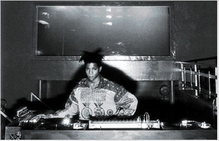 twixnmix:    DJ Basquiat on the turntables at AREA nightclub.Photos by Ben Buchanan, 1985.