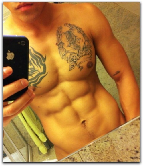 orientalust:  mantop10691:亞裔髮型設計師… Thick and Hung