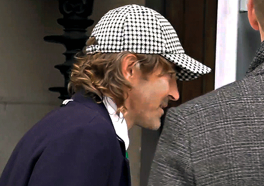 b338ae45c9c1f98cf51f3a23e45a8f6e10f33e1e.gifv