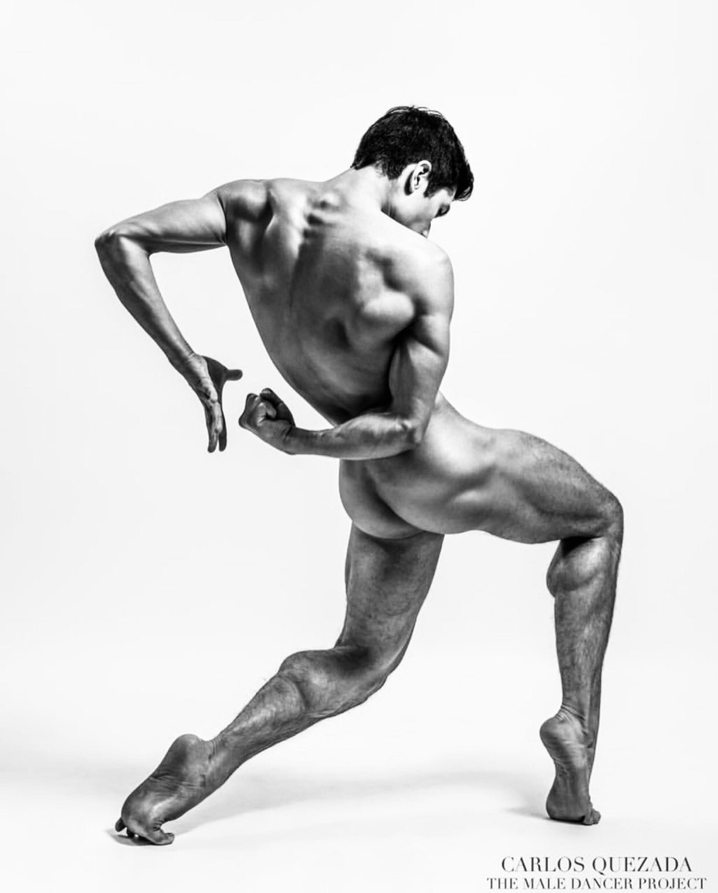 pas-de-duhhh:  Alan Ramírez dancer with Compañia Nacional de Danza photographed