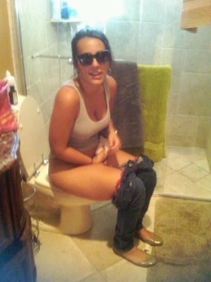 dimitrivegas:  Pooping again adult photos